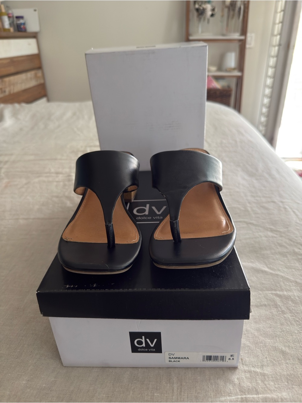 Dolce Vita Black Leather T-Strap Thong Sandals